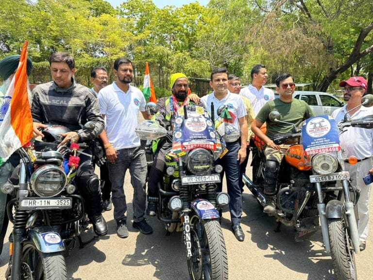 पुरुष आयोग बनाने की मांग को लेकर 15 हजार किमी की यात्रा पर निकले बाइकर्स
