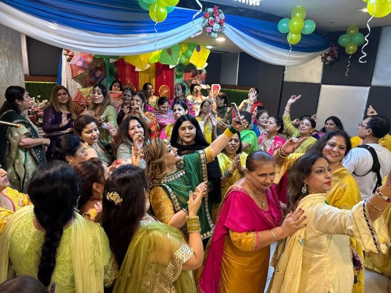 लाइवली ग्रुप का प्री तीज सेलिब्रेशन