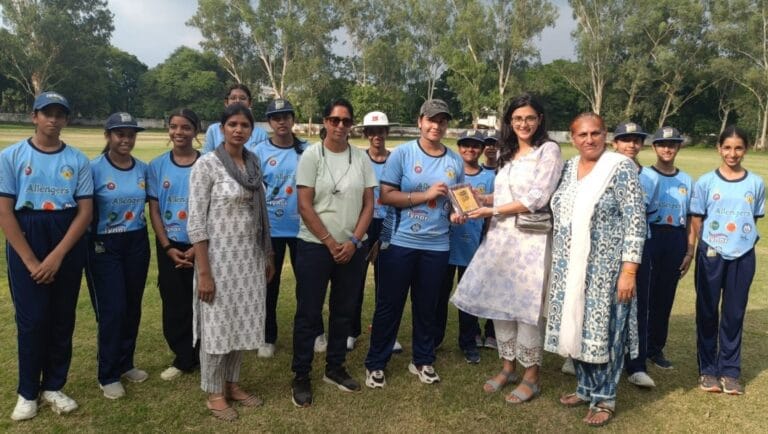 ऐलेंजर्स गली टूर्नामेंट का दसवे दिन में प्रवेश, लीग मैचों का सिलसिला जारी