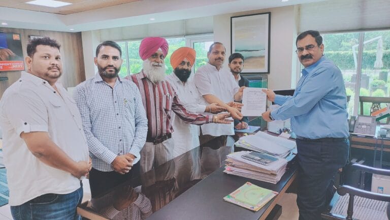 बसपा चंडीगढ़ प्रदेशाध्यक्ष के नेतृत्व में प्रतिनिधिमंडल ने सलाहकार से की मुलाकात