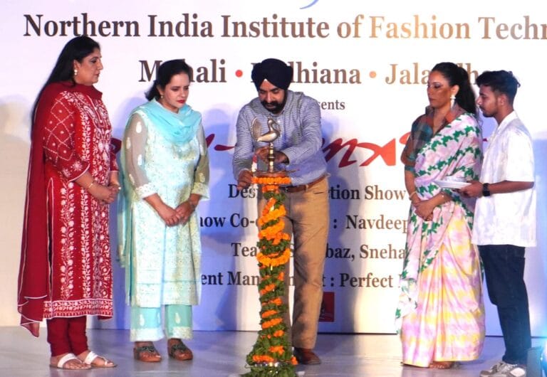 अनुकामा 24 में एनआईआईएफटी स्टूडेंट्स द्वारा तैयार किए गए क्रिएशंस को पेश किया गया