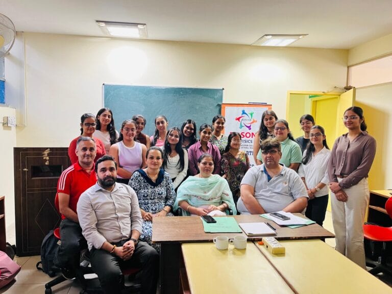 एसडी कॉलेज में अक्षय उर्जा दिवस पर आयोजित हुईं प्रतियोगिताएं