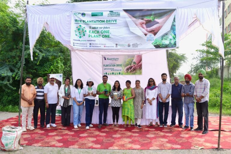 क्वांटम पेपर्स ने पंचकूला में 500 पौधे लगाए, पर्यावरण के प्रति प्रतिबद्धता को दर्शाया