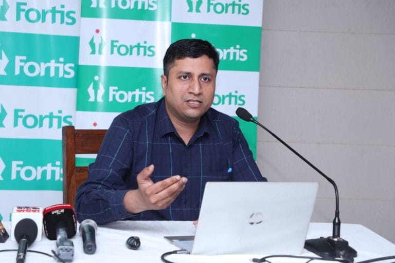 फोर्टिस मोहाली में रोबोट-एडेड सर्जरी के माध्यम से जटिल यूरोलॉजिकल कैंसर के रोगियों का सफलतापूर्वक इलाज