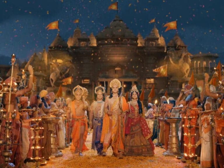 श्री राम और सीता के वनवास से लौटने पर अयोध्या में पहली दिवाली मनाई गई