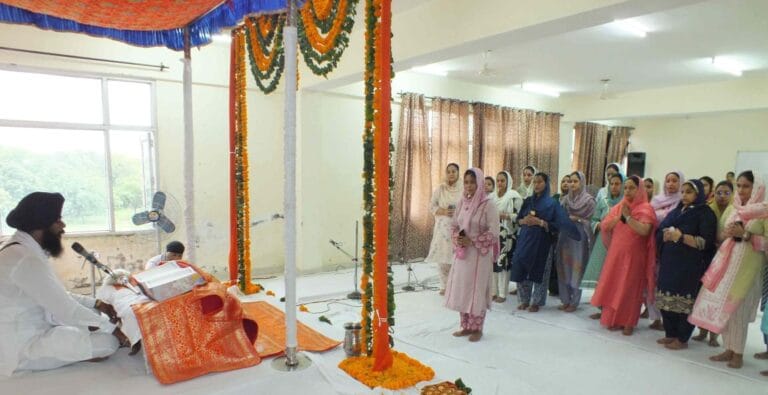 खालसा कॉलेज मोहाली में आरंभिक अरदास के साथ शैक्षणिक सत्र 2024 -25 की शुरुआत