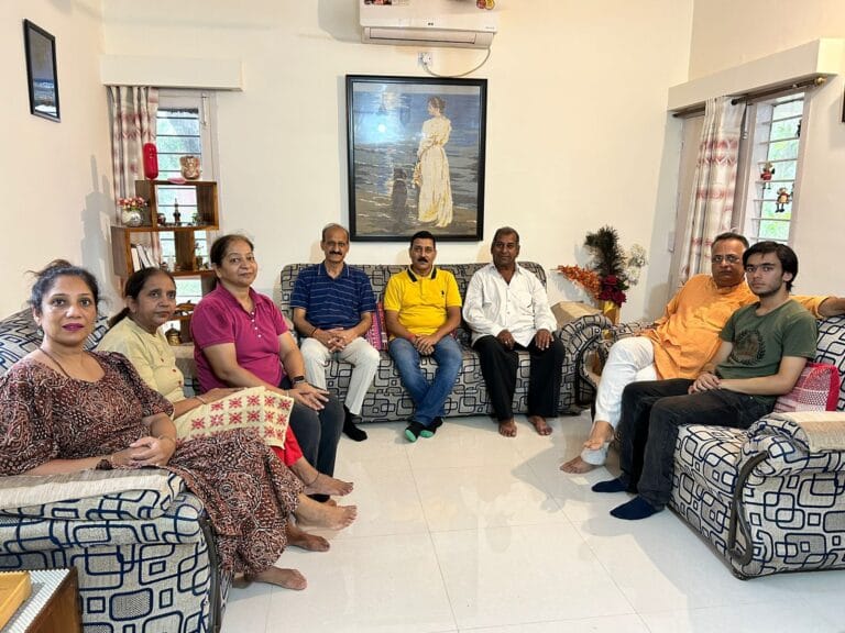 प्राणवायु दाता वृक्षों के लिए तर्पण और सामूहिक हवन का आयोजन