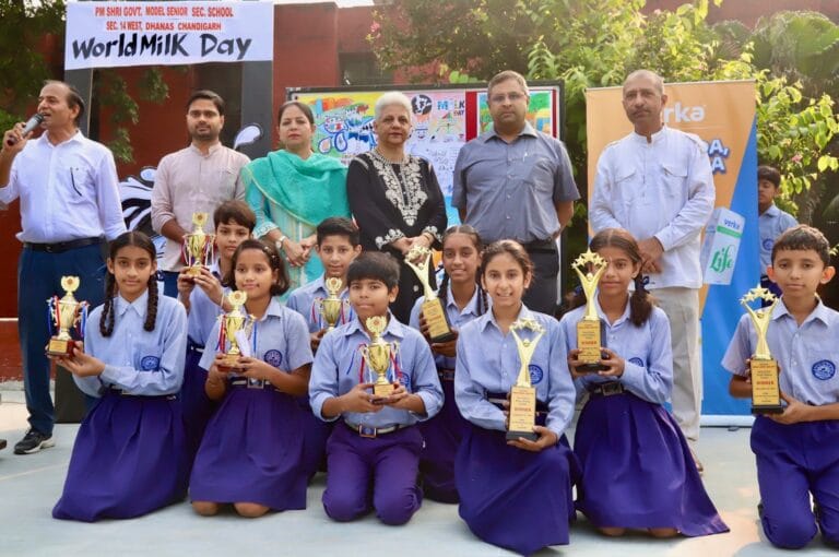जीएमएसएसएस, धनास में मनाया गया वर्ल्ड स्कूल मिल्क डे, छात्रों के लिए आयोजित की गईं प्रतियोगिताएं