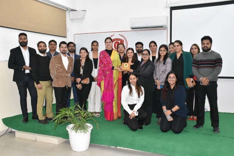 गिलको इंटरनेशनल स्कूल में करियर फेयर, छात्रों को मिला भविष्य संवारने का मौका