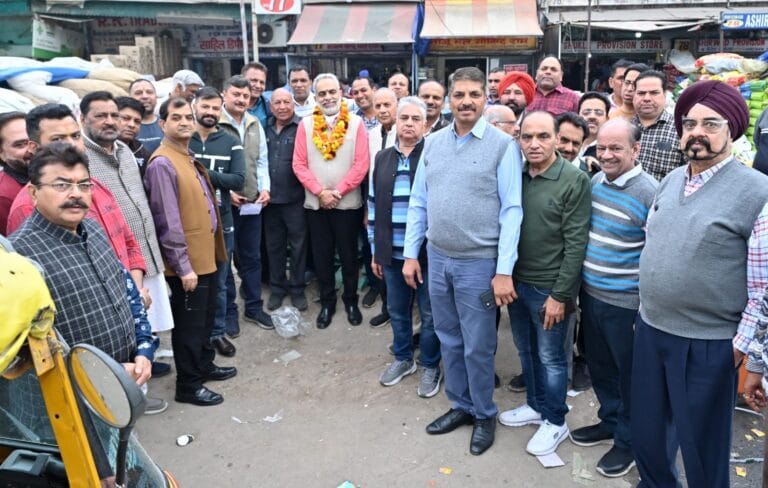 स्मार्ट सिटी की मंडी की खस्ता हालत को प्रशासक के समक्ष उठाएंगे संजीव चड्ढा
