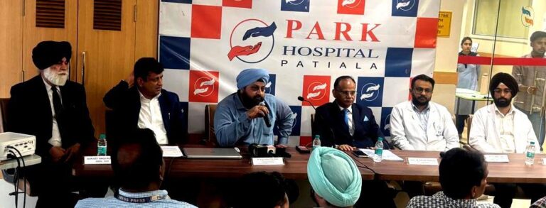 रोबोटिक नी-रिप्लेसमेंट सर्जरी के सभी 3 मॉडेलिटी पार्क अस्पताल में उपलब्ध