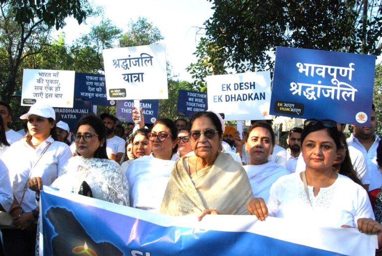पहलगाम के शहीदों के सम्मान में अमृतसर में ‘श्रद्धांजलि यात्रा’ आयोजित की गई