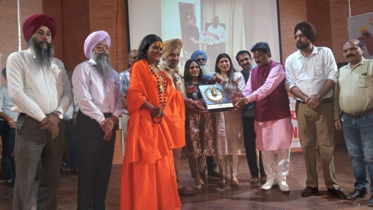 पंजाबियों ने बड़ी उपलब्धियां हासिल की हैं, नशे के खिलाफ जंग जीतना मुश्किल नहीं: मलविंदर सिंह कंग
