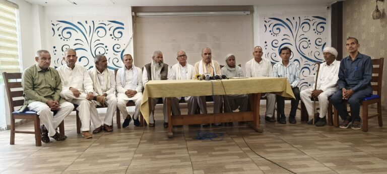 प्रौढ शिक्षा कर्मी यूनियन ने पूर्व जेबीटी अध्यापकों की ग्रेज्युटी व पेंशन जल्द जारी करने की मांग उठाई