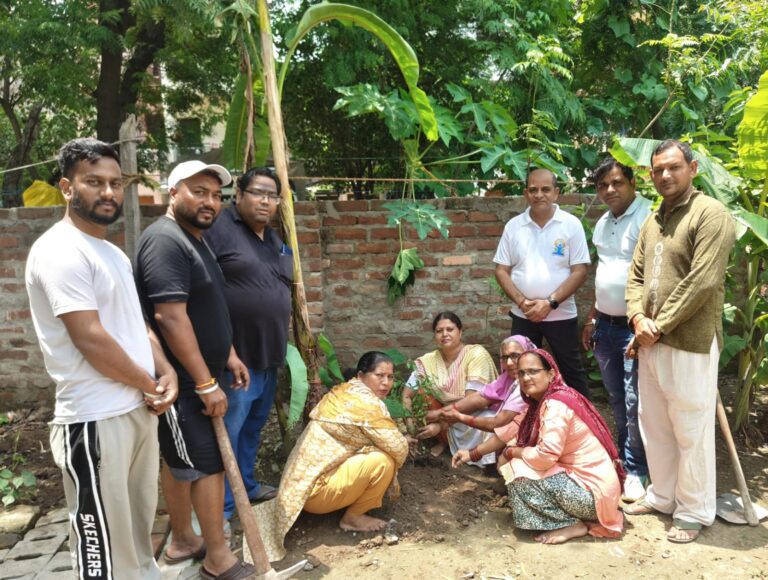 राम दरबार में पौधे लगा पर्यावरण को बचाने का दिया संदेश : चंदन बैरवा